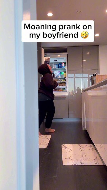 Jump Scares Gone Wrong Hilarious Scary Prank Fails