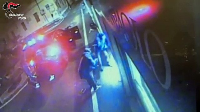 Assalti ad Atm tra Bari e Foggia: scattano otto arresti - video dei Carabinieri