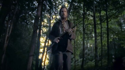 اب بياخد عيلته وبيعيشوا في الاهوار وبياكلوا اي حاجة تقابلهم لكنهم بيكتشفوا انه خاطفهم ملخص فيلم