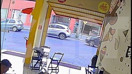 Internauta procura por motorista de Strada envolvido em acidente na Rua Jacarezinho