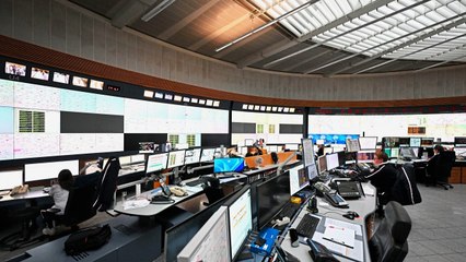 Leitstellen der Wiener Linien koordinieren Vorfälle und 900 Fahrzeuge