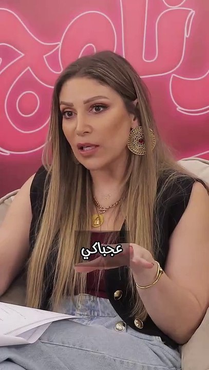 "مش بحب حد يقررلي حياتي ".. شوفوا "رد "جويل" و " كارين" عن تدخل أهلهم في قراراتهم .                                                            #مش_برنامج #جيل"