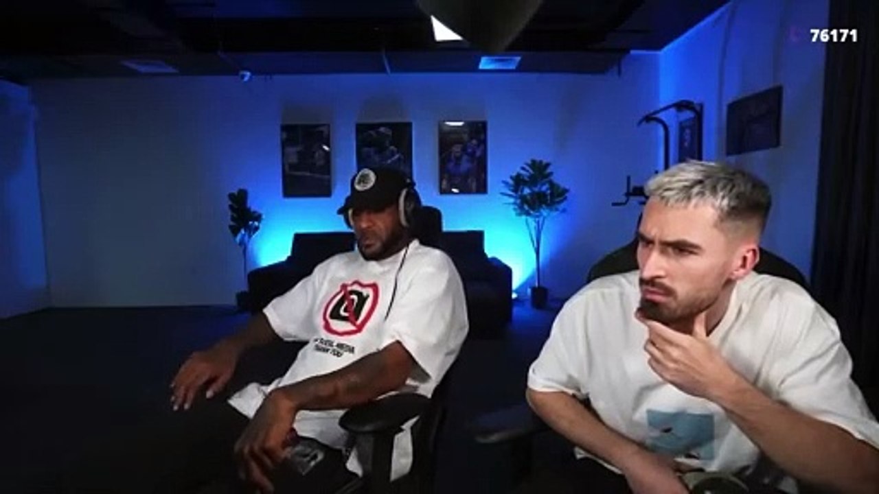 Le rappeur Booba déclenche la colère des internautes après avoir violemment dénigré le champion français de natation Léon Marchand  : "On s’en bat les couilles de la natation… Déjà, c’est un nageur qui s’appelle Marchand"