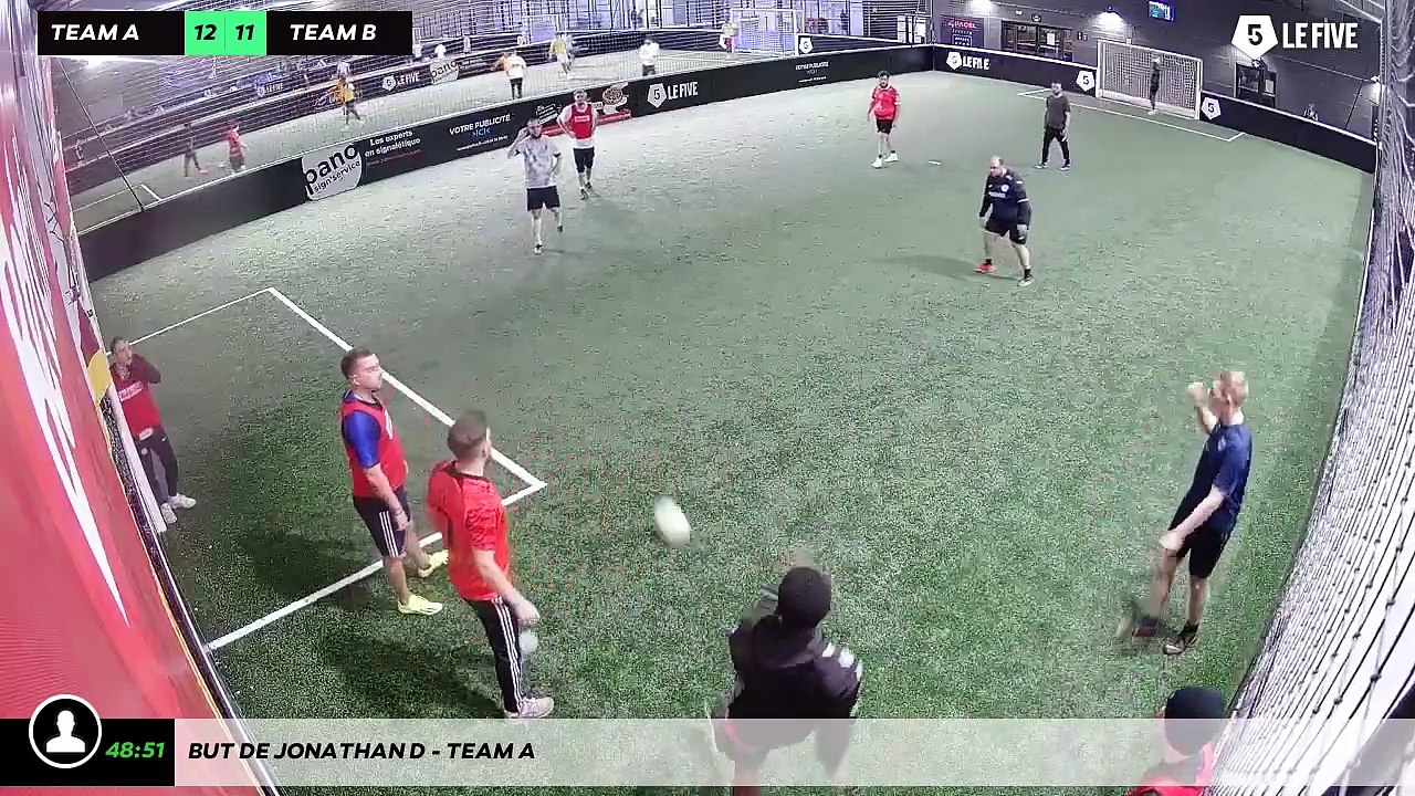 But de Jonathan D - Team A