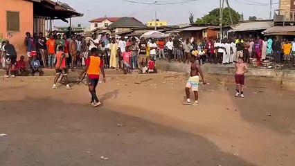 MC Hariel e Memphis Depay gravam clipe em Gana