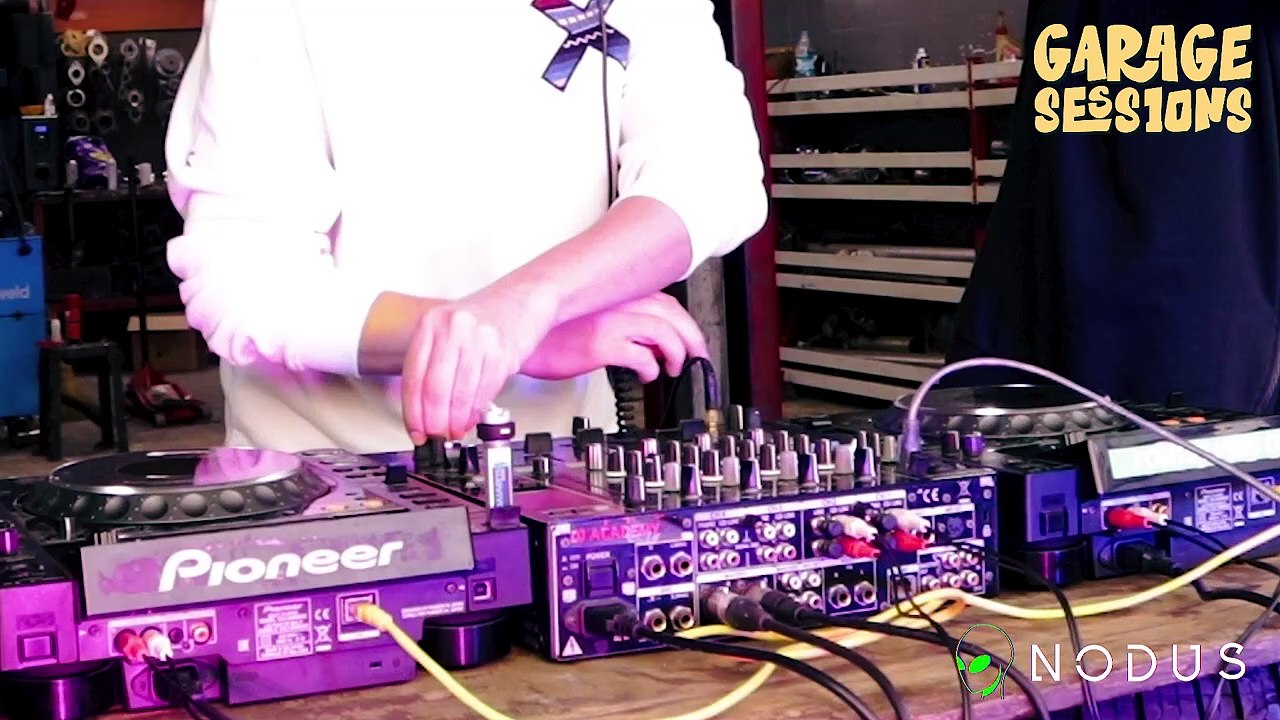 Nodus Tech House DJ set _ Houseyounite Garage Sessions 001