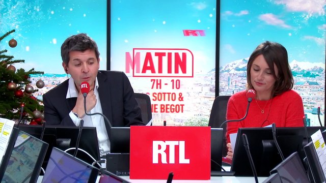 POLITIQUE - Quand François Bayrou joue au Taboo, , le jeu des mots interdits