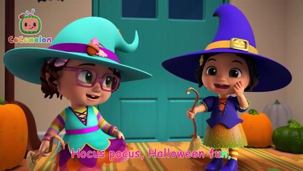 Halloween Bubble Dress-Up Song ! Magic Potion 🎃🧙 | CoComelon Nursery Rhymes & Kids Songs
