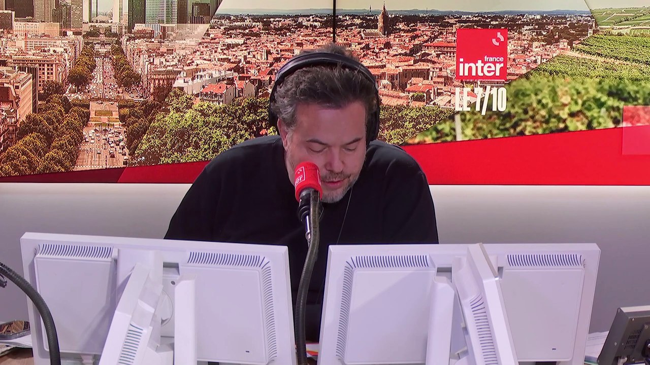 Éric Dupond-Moretti : "J'ai des choses à dire, avec du recul, un peu d'humour et de dérision"