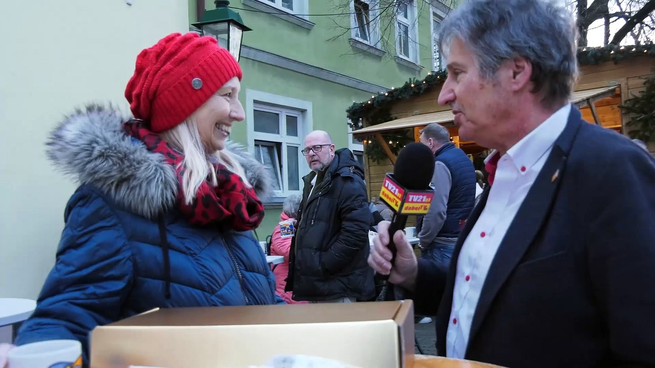 Groß-Enzersdorf Adventfenster 17 Rathaus