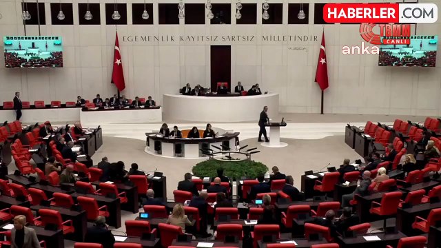 CHP'li Tezcan'dan Bütçe Eleştirisi: 'Yoksul Çocuklara 17 Milyar, Yandaş Çetelere 202 Milyar'