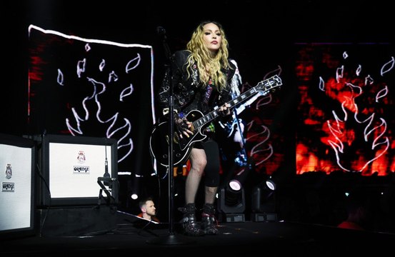Madonna anuncia retorno aos estúdio com músicas inéditas para o próximo ano