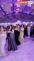 Aşiret düğünündeki takı töreni sosyal medyanın dilinde