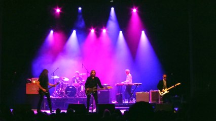 Del Amitri - Kiss this Thing Goodbye