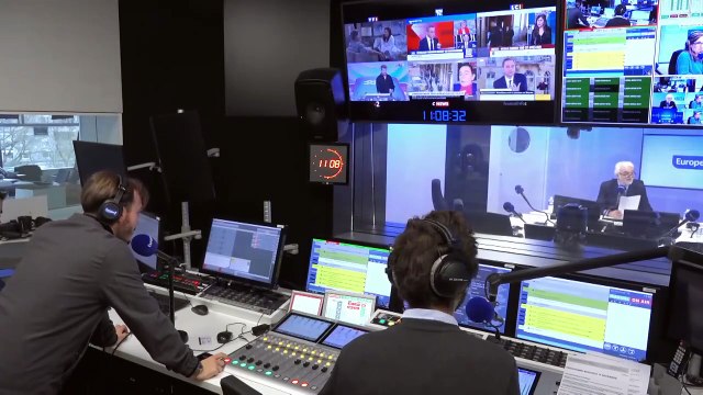 Mayotte : «Le nombre de personnes décédées est très loin de la réalité du terrain (...) je n'ai pas de nouvelles de 70% de mon personnel», déclare Bruno, gérant d'un hôtel sur place