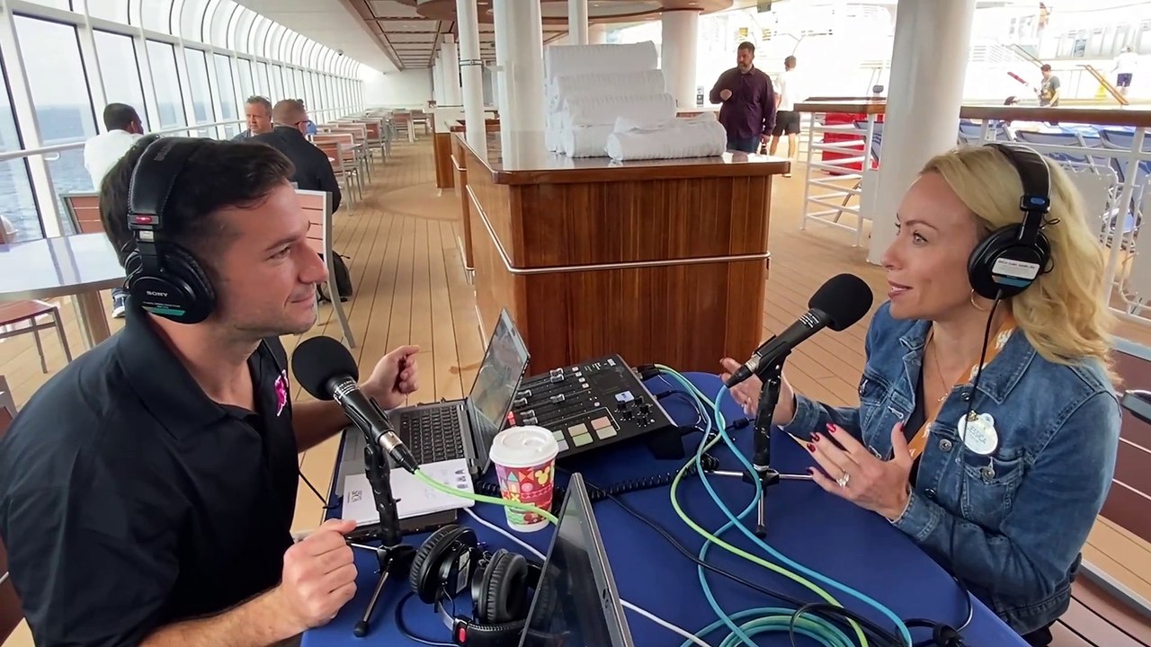 Bennett chats with Jessica on Disney-Parks Inspired Spaces