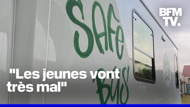 Le Safe Bus , l'unité mobile qui sillonne les lycées pour parler de santé mentale aux jeunes