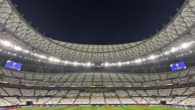 Real Madrid reconoce el césped previo a la final contra Pachuca en la Copa Intercontinental