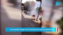 Se prendió fuego una Ecoesport en plena avenida 7