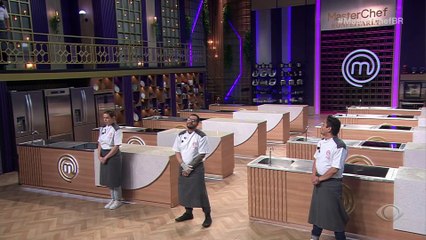 Walkyria celebra "experiência completa" no MasterChef Confeitaria