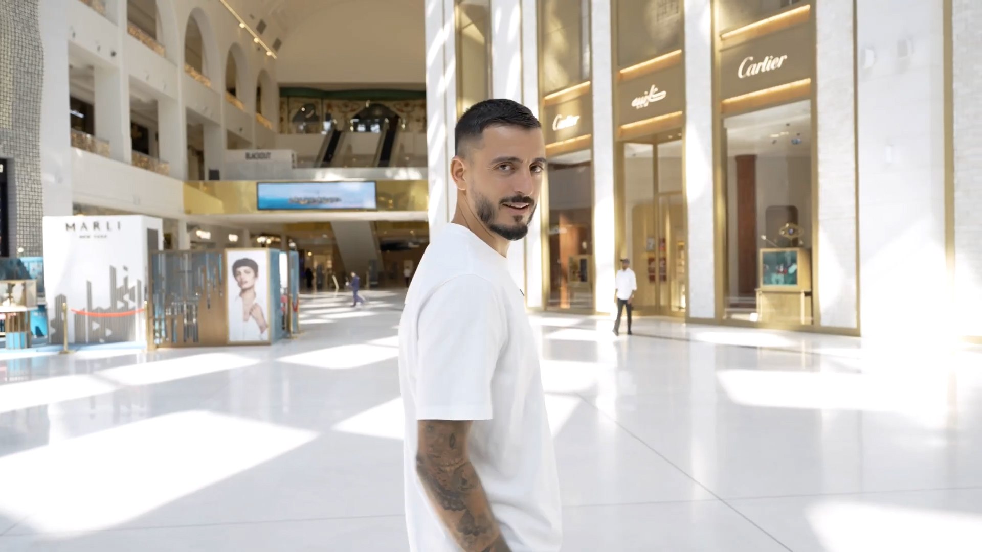 Joselu abre su canal de YouTube y desvela una intimidad de Cristiano Ronaldo: "No huele ni mal el to"