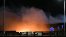 Maxi incendio al deposito Fercam a Bolzano, 10 tir distrutti