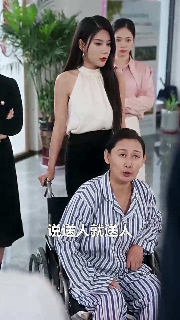 放弃求婚白月光后她却慌了