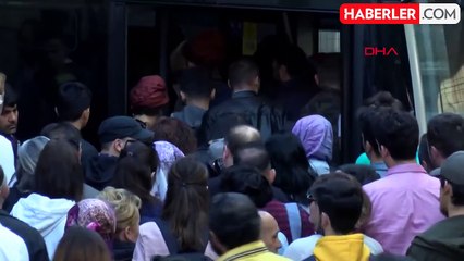 İstanbul'da trafik yoğunluğu yaşanıyor