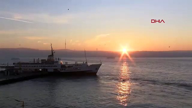 İstanbul- İstanbul Boğazı'nda gemi trafiği sis nedeniyle çift yönde askıya alındı -2/ Havadan görüntü
