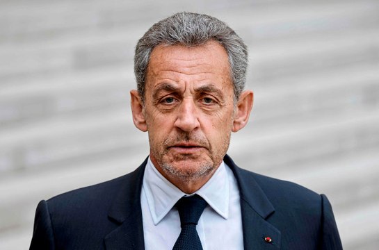 Korruption: Frankreichs Ex-Präsident Sarkozy muss ein Jahr lang Fußfessel tragen