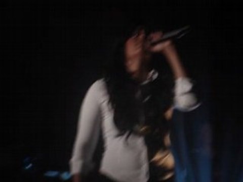 Amel Bent - Ne Retiens Pas Tes Larmes