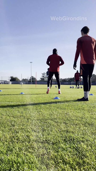 Girondins : entrainement du 18 décembre avec un joueur à l'essai