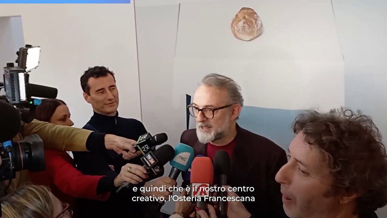 Bottura al Vinitaly 2025: " Con la Regione Emilia Romagna l'idea di famiglia dentro il padiglione"