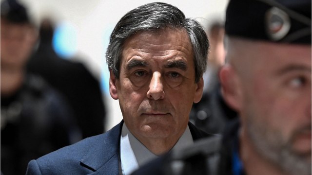 GALA VIDÉO - François Fillon : cette coquette somme qu’il va payer pour mettre fin à ses ennuis (1)