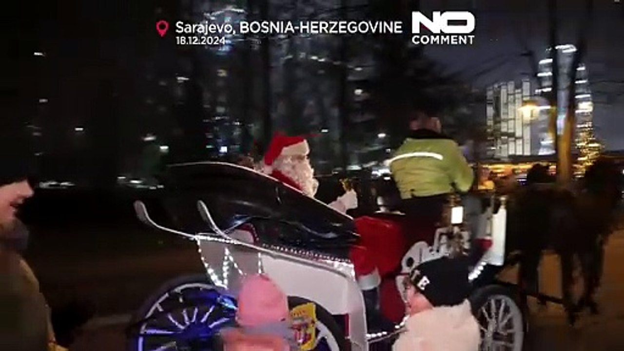 No Comment: Der Weihnachtsmann in den Straßen von Sarajevo
