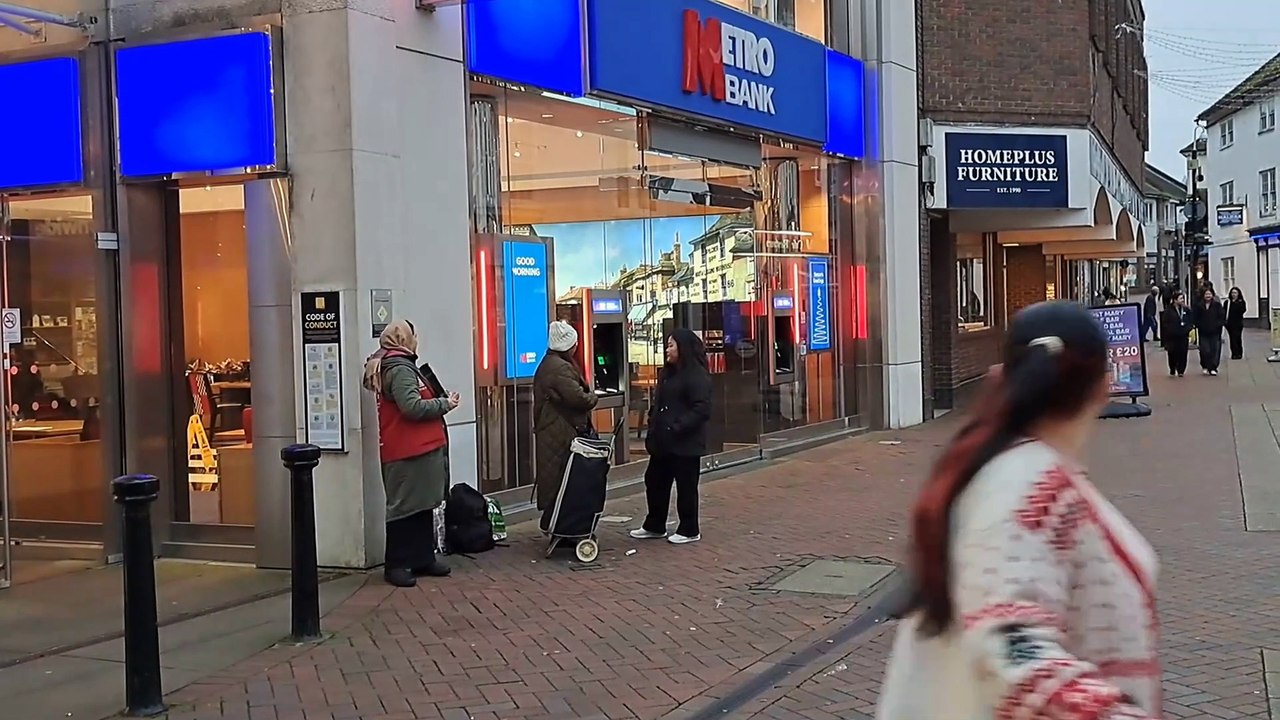 Shoppers in Ashford on whether they are using cash or card for Christmas shopping