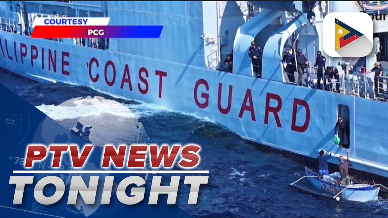 PCG, BFAR distribute food packs, grocery items to Filipino fisherfolk in Bajo de Masinloc