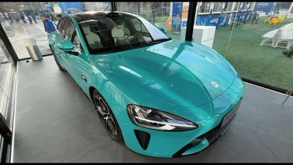 Auto elettrica, ma anche hub di connessione: ecco Xiaomi SU7