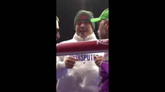 Boxe - Usyk et Fury font le show sur le ring !