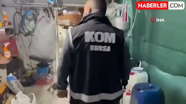 Bursa'da ÇENGEL-12 Operasyonu: 5 Bin 740 Şişe Sahte Alkol Ele Geçirildi
