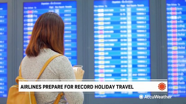 Airlines prepare for record holiday travel