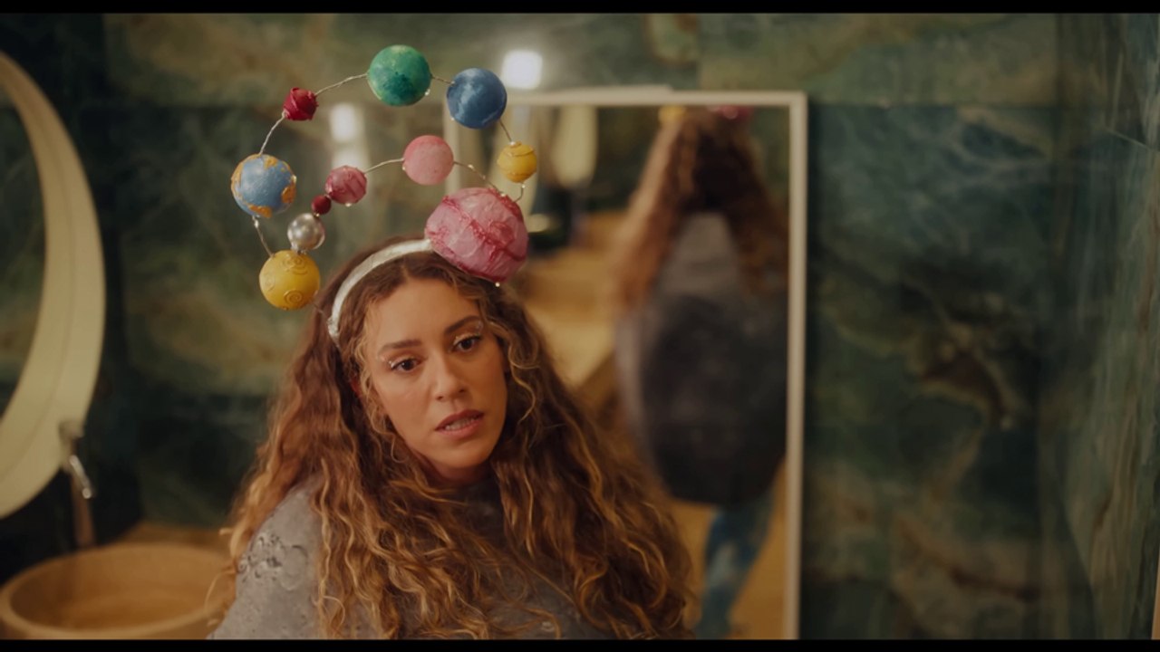 Her Şeyin Başı Merkür Trailer (2) OV