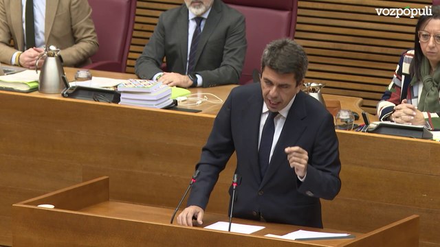 Mazón anuncia una ayuda de 2.500 euros para personas que hayan perdido su coche por la dana