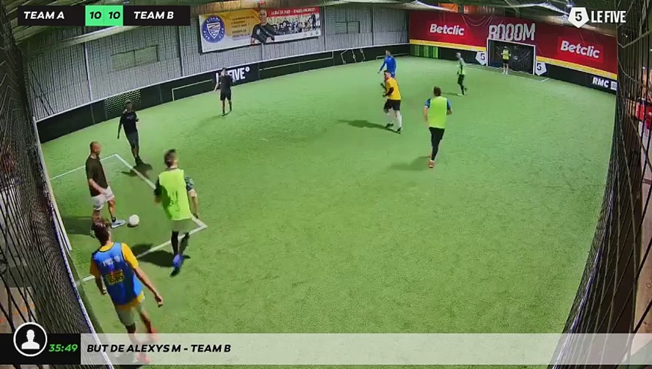 But de Alexys M - Team B