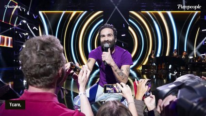 Grosse surprise pour Santa sur le plateau de La Fête de la chanson française, présentée par Laury Thilleman et André Manoukian