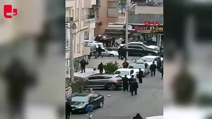 Taziye evinde başlayıp sokağa taşan bıçaklı kavga kamerada