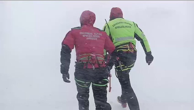 Dispersi sul Gran Sasso, il video dei soccorritori a Campo Imperatore
