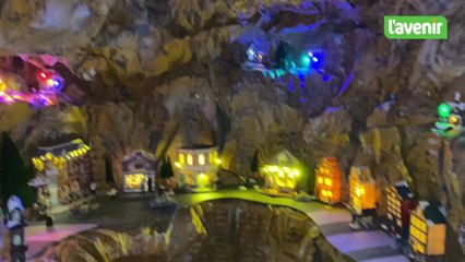 Un couple réalise un village miniature éblouissant