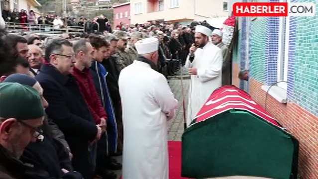 Erzurum'da çığ düşmesi sonucu hayatını kaybeden milli judocu Emre Yazgan, son yolculuğuna uğurlandı