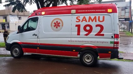 Motociclista fica ferido após colisão com carro na Avenida Tancredo Neves